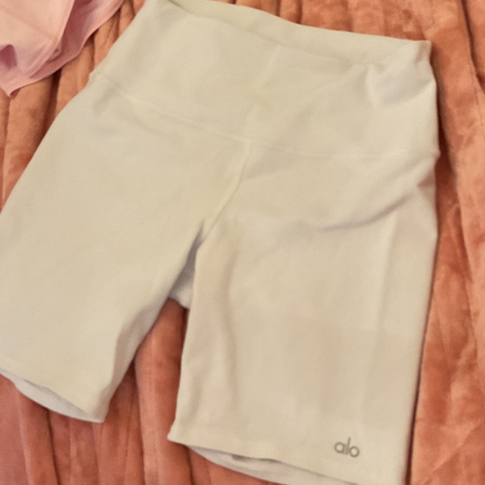 Women's White High-Waisted Shorts all size medium